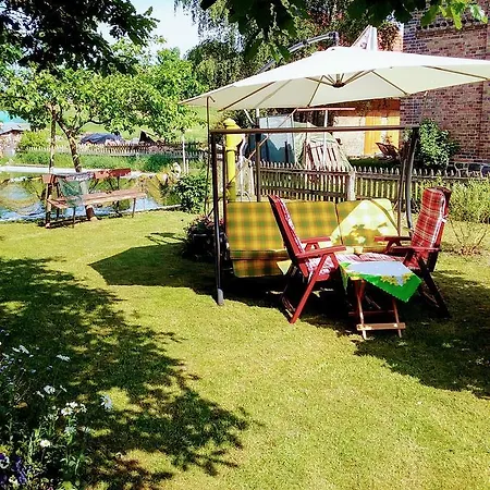 Zimmer und Apartment Rosi Krakow am See Exterior foto